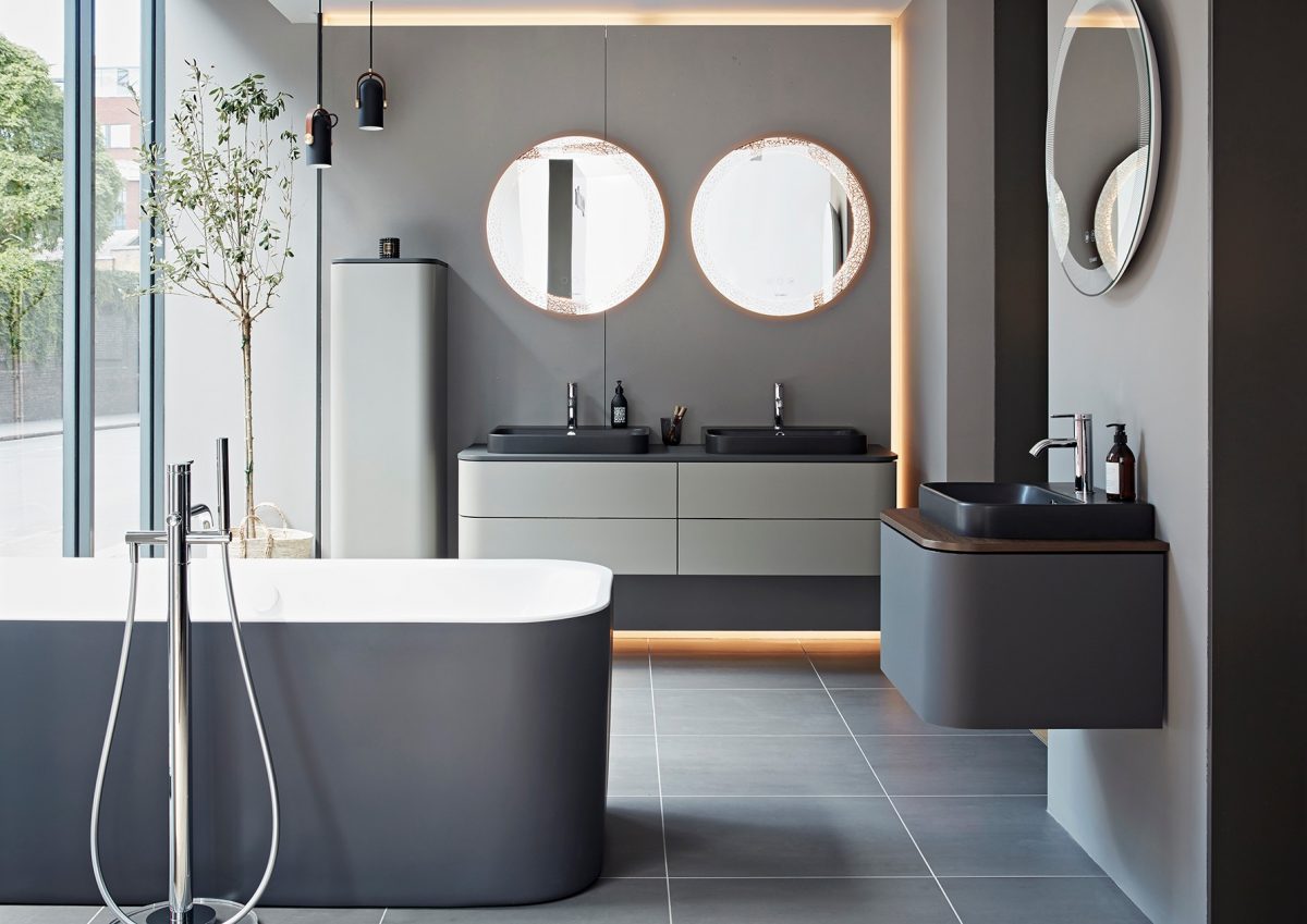 Modern Dark Bathroom